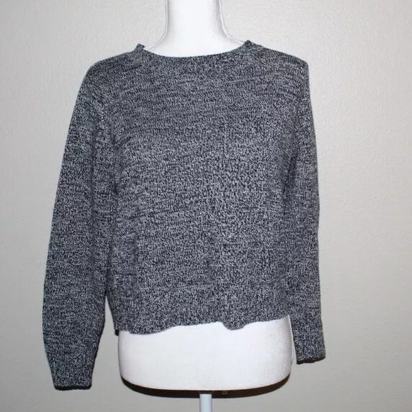 H&M Mock Neck Ribbed Cropped Charcoal Gray Sweater - Picture 1 of 7